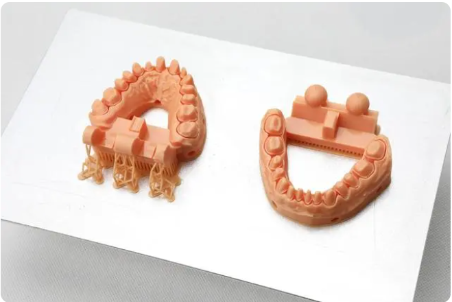 齒科3D打印機(jī)擁有哪些特點(diǎn)？